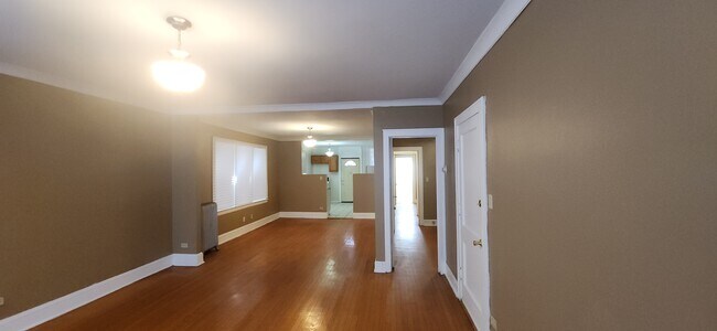 7944 S Lafayette Ave, Unit 1 in Chicago, IL - Building Photo - Building Photo