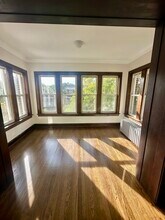 1310 W Thorndale Ave in Chicago, IL - Foto de edificio - Building Photo