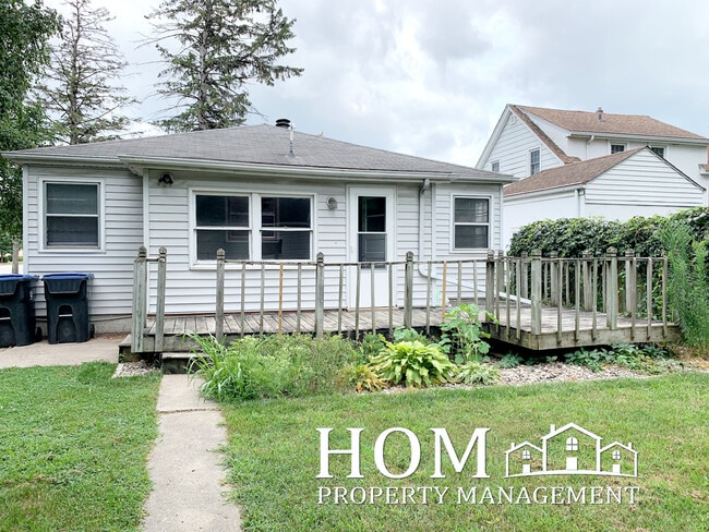 802 Carney Ave in Mankato, MN - Building Photo - Building Photo