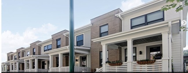 Village at Cameron Harbor in Chattanooga, TN - Foto de edificio - Building Photo