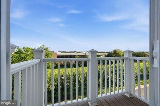 43849 Kingston Station Terrace in Ashburn, VA - Building Photo - Building Photo