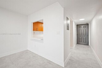 10090 NW 80th Ct, Unit 1447 in Miami Lakes, FL - Building Photo - Building Photo