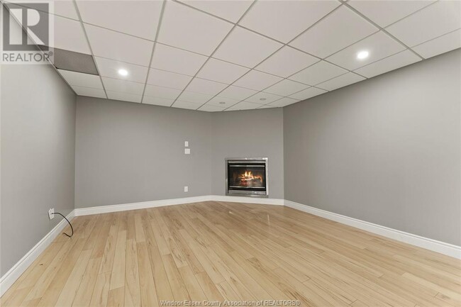 552 Pitt St W in Windsor, ON - Building Photo - Building Photo