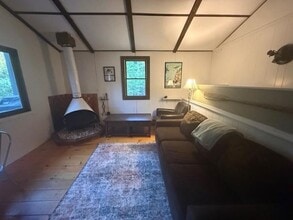 6 High Ridge Rd in Newbury, NH - Building Photo - Building Photo