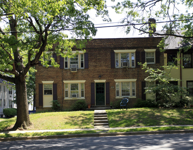 810 S Alfred St in Alexandria, VA - Building Photo - Building Photo