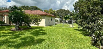 1771 NW 17th St in Homestead, FL - Building Photo - Building Photo