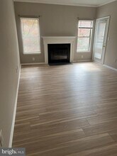 14317 Climbing Rose Way in Centreville, VA - Building Photo - Building Photo