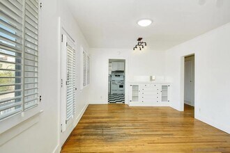 4524 Maryland Ct in San Diego, CA - Foto de edificio - Building Photo