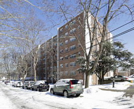 River Plaza in Paterson, NJ - Foto de edificio - Building Photo