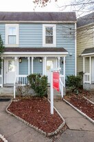 5837 Norham Dr in Alexandria, VA - Building Photo