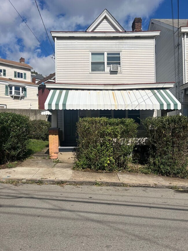 2023 Spring St in Pittsburgh, PA - Building Photo - Building Photo