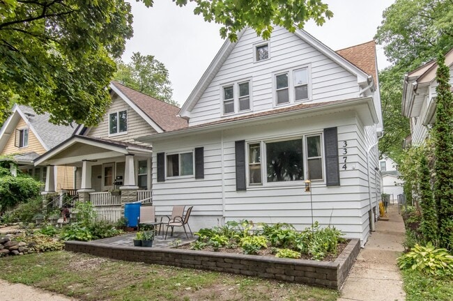 3374 S Indiana Ave, Unit 3374A