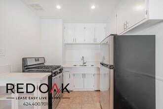1276 Ridgeley Dr in Los Angeles, CA - Building Photo - Building Photo