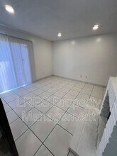 5151 Picadilly Circus Ct in Orlando, FL - Building Photo - Building Photo