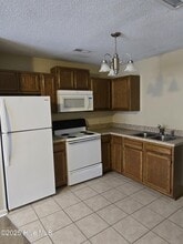 1984 Countrywood Blvd in Jacksonville, NC - Building Photo - Building Photo