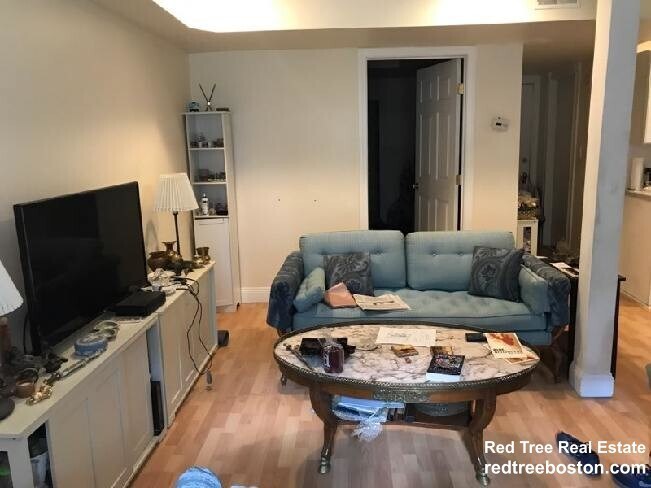 12 Dean Rd, Unit GA in Brookline, MA - Building Photo