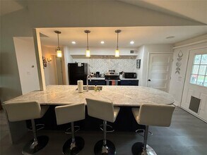 819 Loganwood Ave in Richardson, TX - Building Photo - Building Photo