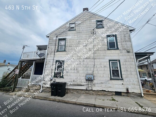 property at 463 N 5th St