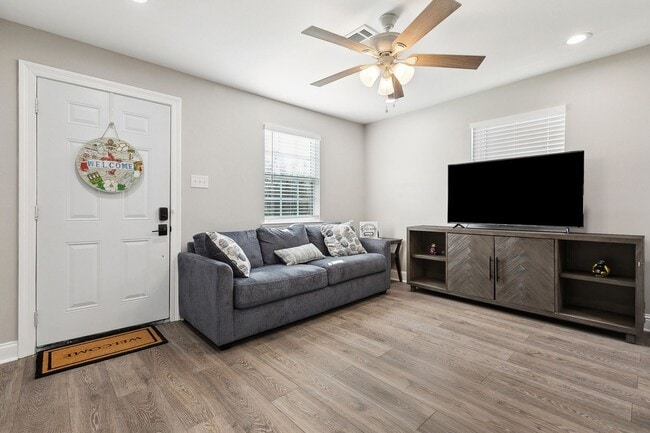 6530 Peoples Ave in New Orleans, LA - Foto de edificio - Building Photo