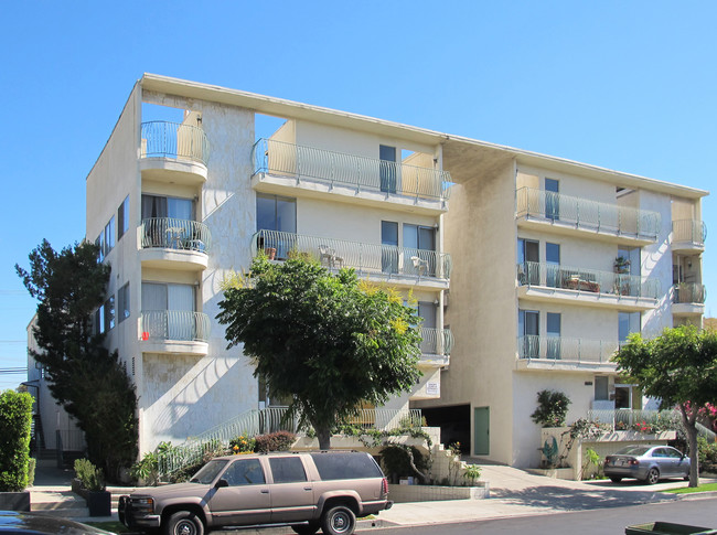 La Belle Fontana in Los Angeles, CA - Foto de edificio - Building Photo