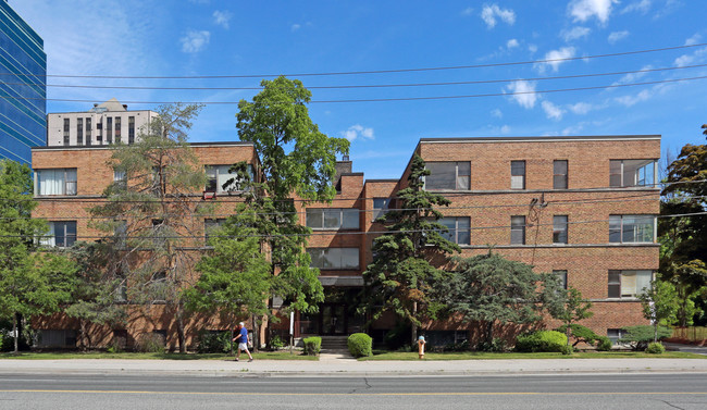 120 Sheppard Ave E in Toronto, ON - Building Photo - Building Photo