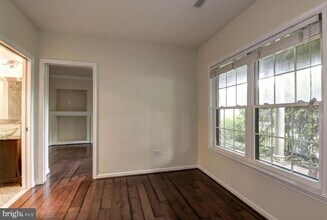 12132 Chancery Station Cir in Reston, VA - Building Photo - Building Photo