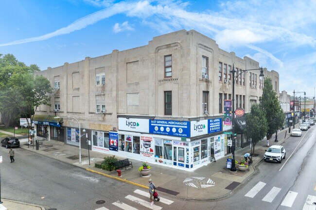 2414-2424 W Devon Ave