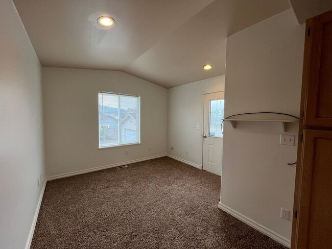 132 S 44th St in Bellingham, WA - Building Photo - Building Photo