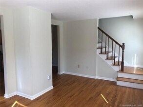 21 Simpaug Turnpike in Redding, CT - Building Photo - Building Photo