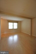 12111 Purple Sage Ct in Reston, VA - Building Photo - Building Photo