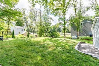 9 Gena Ave in Derry, NH - Building Photo - Building Photo