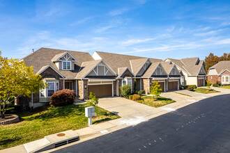 Village at Deer Creek in Overland Park, KS - Building Photo - Building Photo