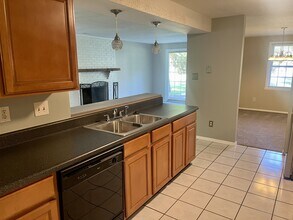 5925 Tillery Dr in Charlotte, NC - Building Photo - Building Photo