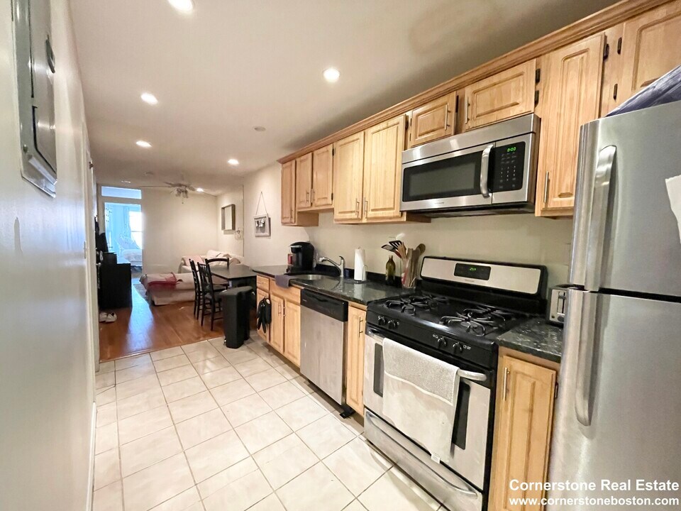 586 Columbus Ave, Unit Columbus Ave #3 in Boston, MA - Foto de edificio