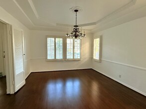 8218 Blackburn Ave in Los Angeles, CA - Building Photo - Building Photo