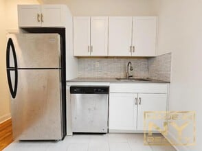 30-58-58 34th St in Queens, NY - Building Photo - Building Photo