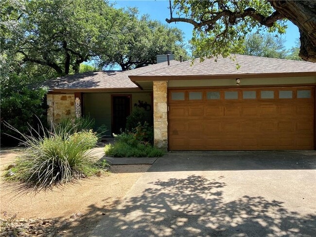 8004 Downing St in Austin, TX - Building Photo - Building Photo