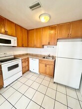 5219 SW 43rd Terrace in Fort Lauderdale, FL - Building Photo - Building Photo
