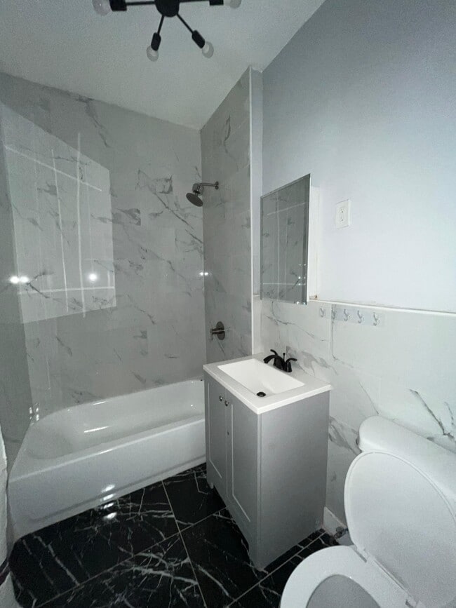 316 Summit Ave, Unit 5 in Summit, NJ - Building Photo - Building Photo