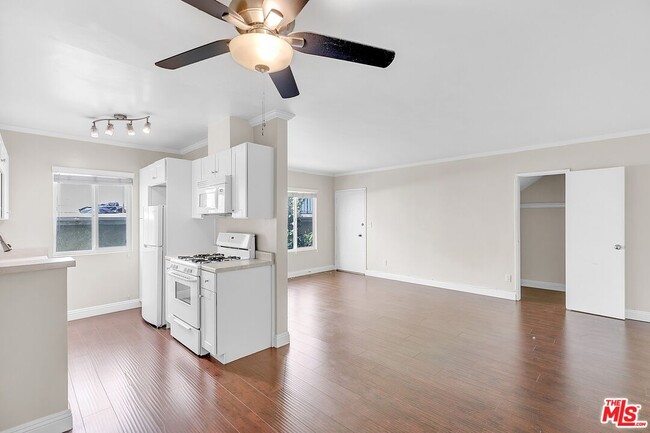 property at 12618 Venice Blvd.