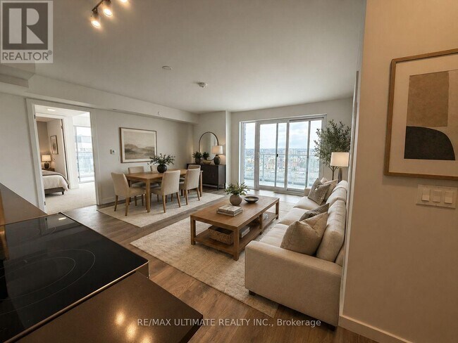 1010 Sandy Beach Rd in Pickering, ON - Building Photo - Building Photo