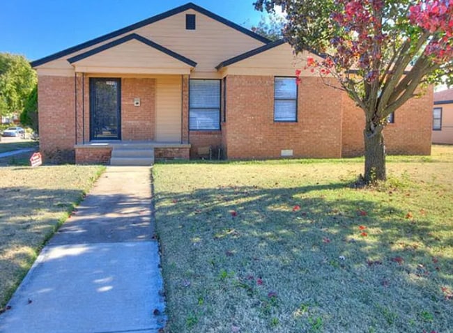 property at 3900 Rancho Dr