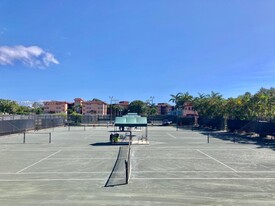 610 Tennis Club Dr, Unit 208 Apartments