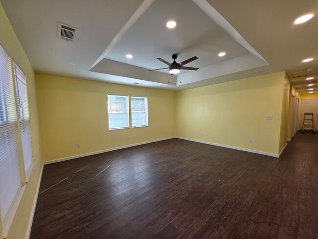 1120 Brookstone Rd in Atlanta, GA - Foto de edificio - Building Photo