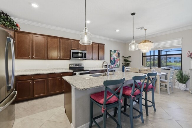 11924 Arbor Trace Dr in Ft. Myers, FL - Building Photo - Building Photo