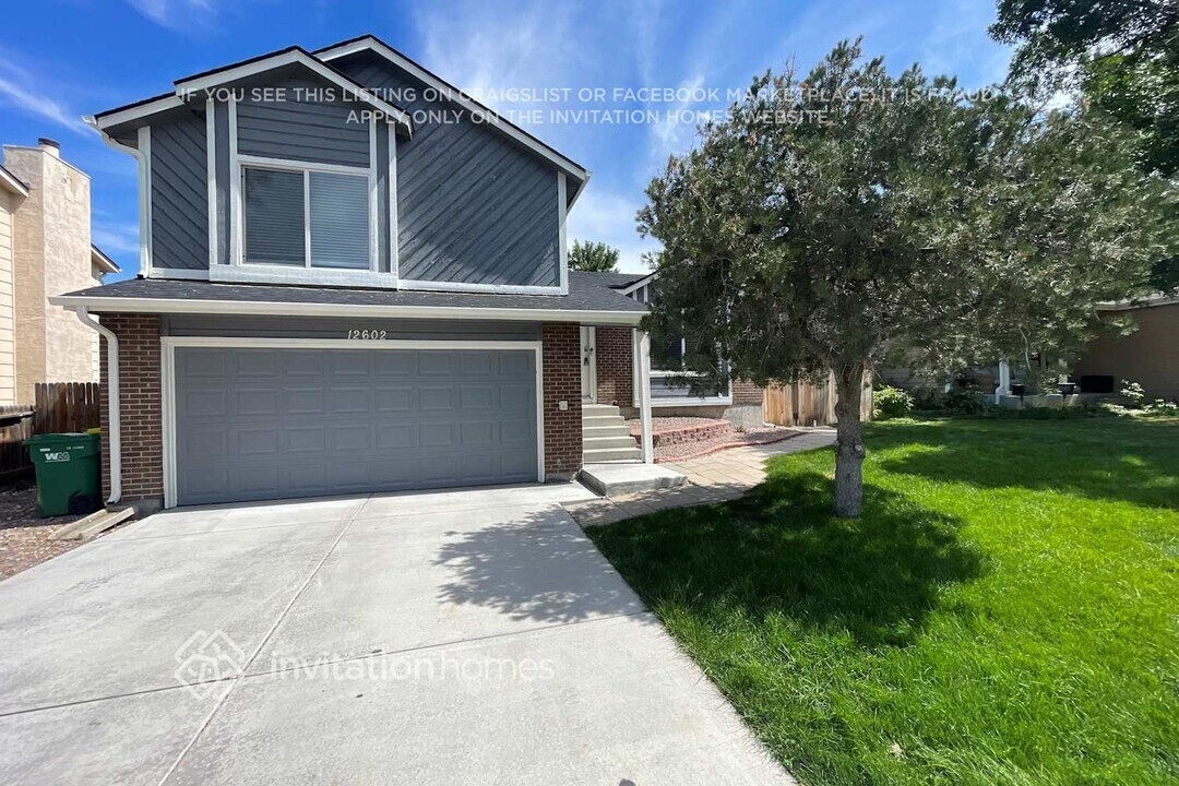 12602 Country Meadows Dr in Parker, CO - Foto de edificio