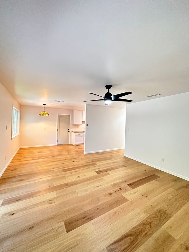 property at 1513 Drexel Dr