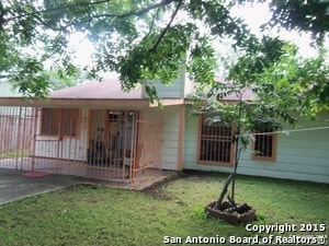 5878 Cliff Path in San Antonio, TX - Building Photo - Building Photo
