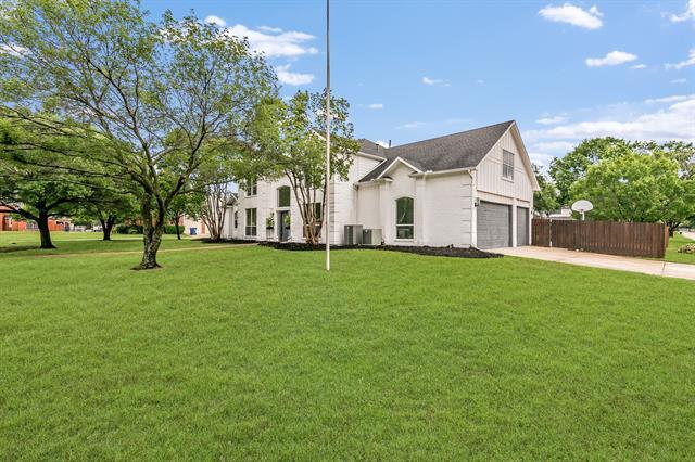 300 Preakness Cir in Southlake, TX - Building Photo - Building Photo