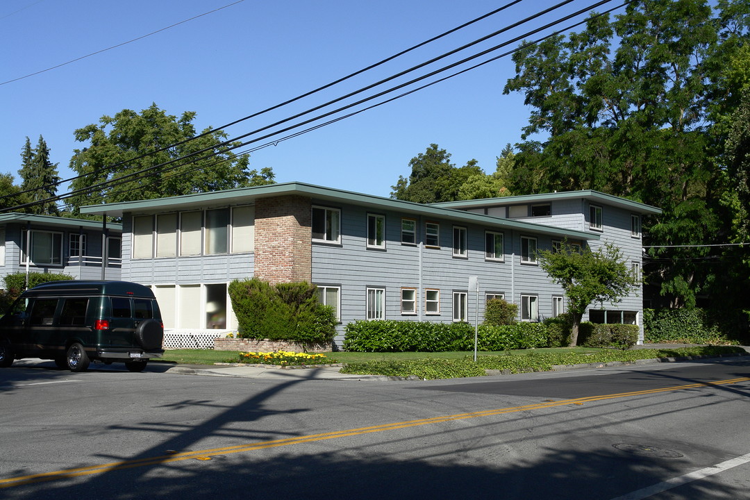 1171-1201 Noel Dr in Menlo Park, CA - Building Photo